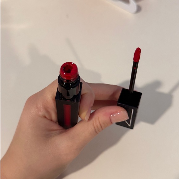 Nars - Picture 3 of 3